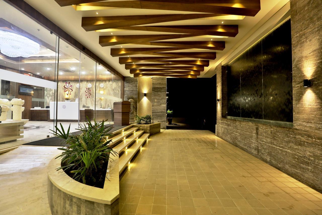 Vits Devbhumi, Dwarka Hotel Exterior photo